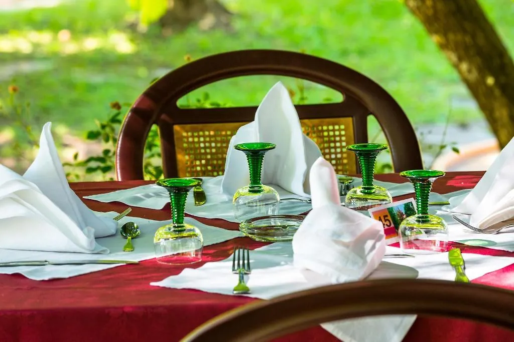 Hotel Restaurant Pavillon Carina Gap